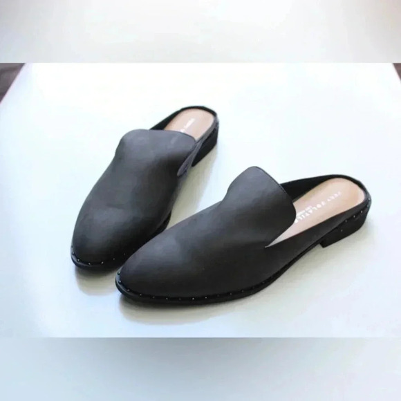 NWOT Very Volatile studded mulea - Picture 3 of 10